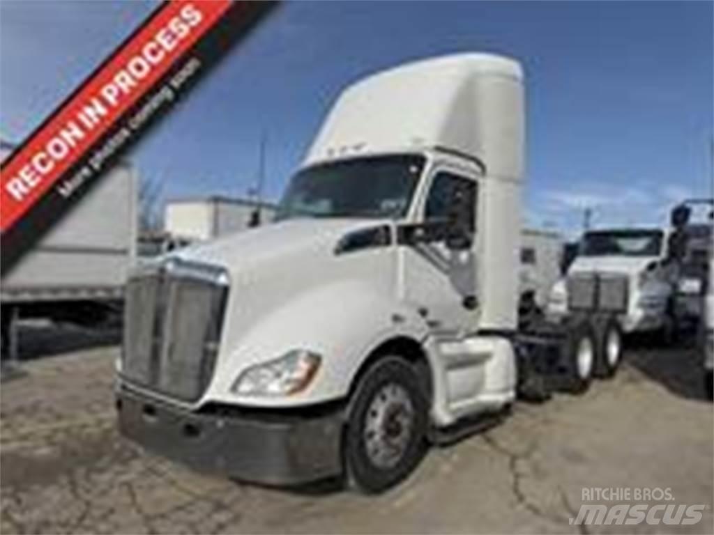 Kenworth T680 Vetopöytäautot