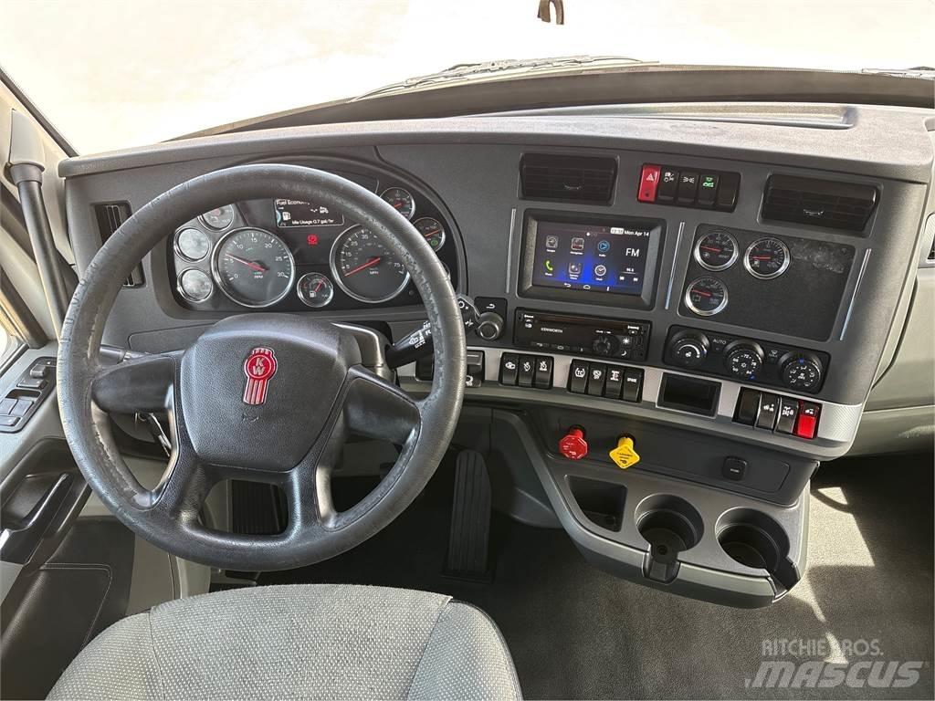 Kenworth T680 Vetopöytäautot