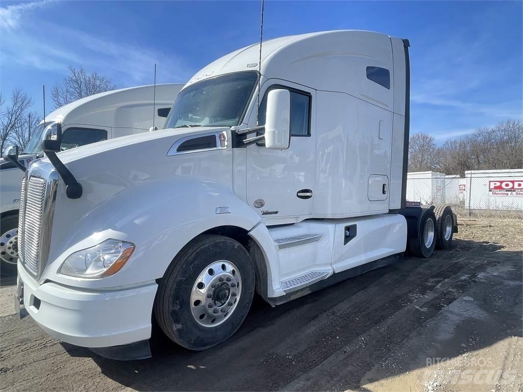 Kenworth T680 Vetopöytäautot