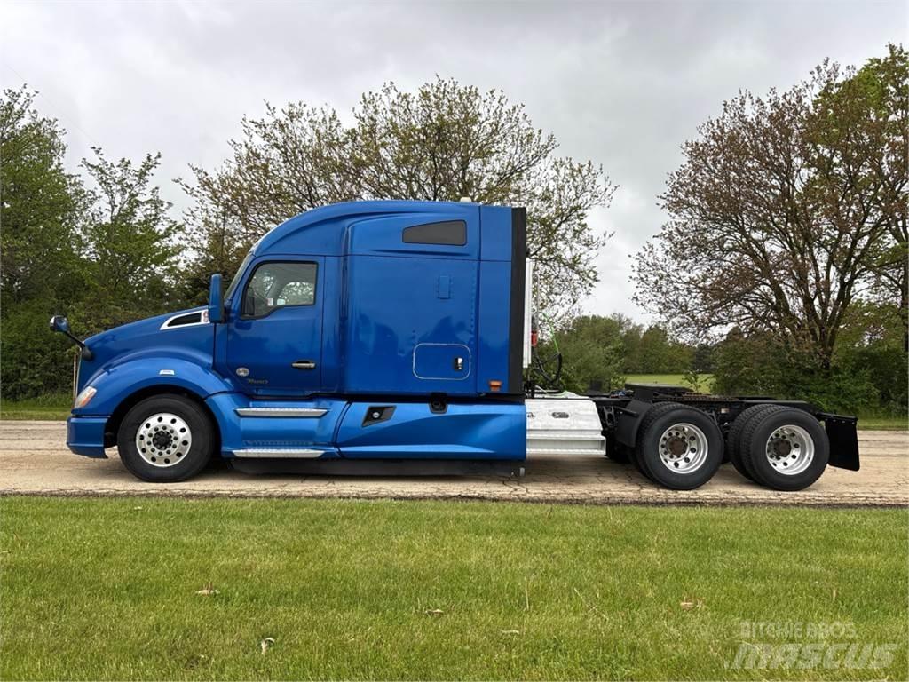 Kenworth T680 Vetopöytäautot