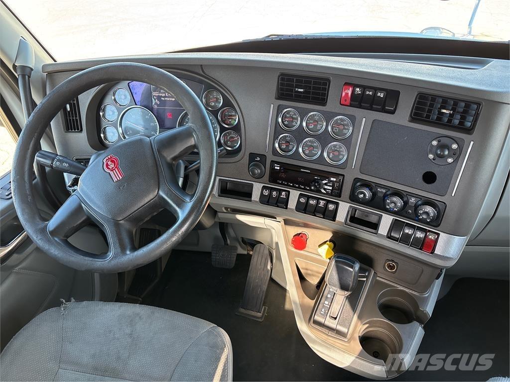 Kenworth T680 Vetopöytäautot