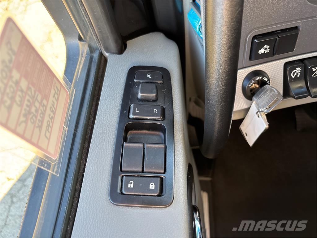 Kenworth T680 Vetopöytäautot