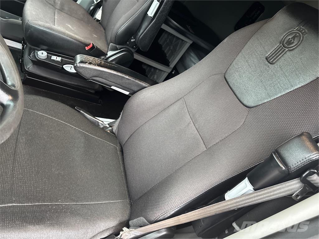 Kenworth T680 Vetopöytäautot