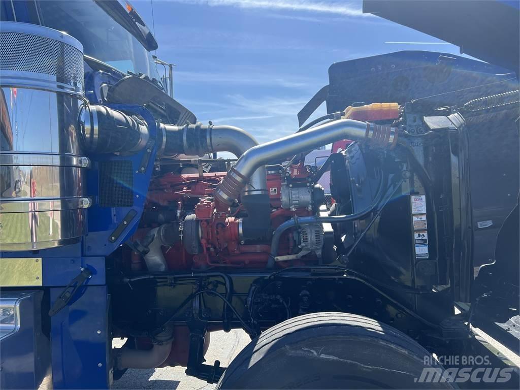 Kenworth W900 Vetopöytäautot