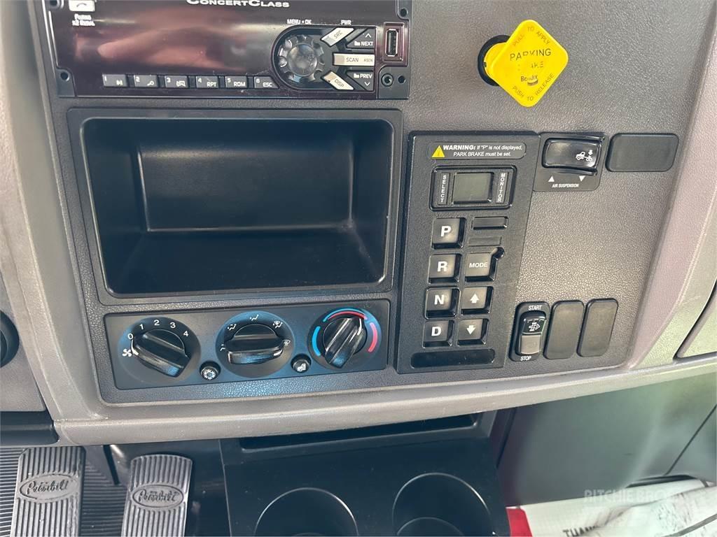 Peterbilt 337 Umpikorikuorma-autot