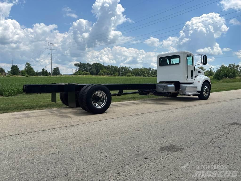 Peterbilt 337 Kuorma-autoalustat