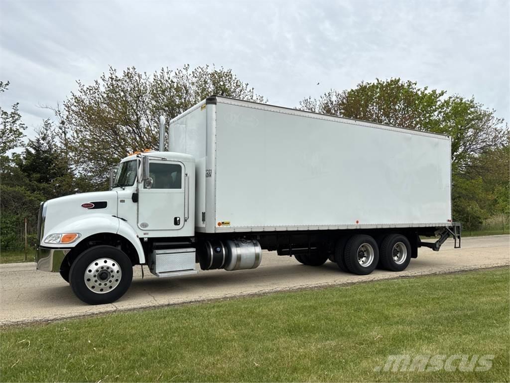 Peterbilt 348 Umpikorikuorma-autot