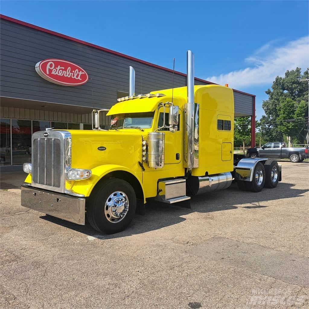 Peterbilt 389 Vetopöytäautot