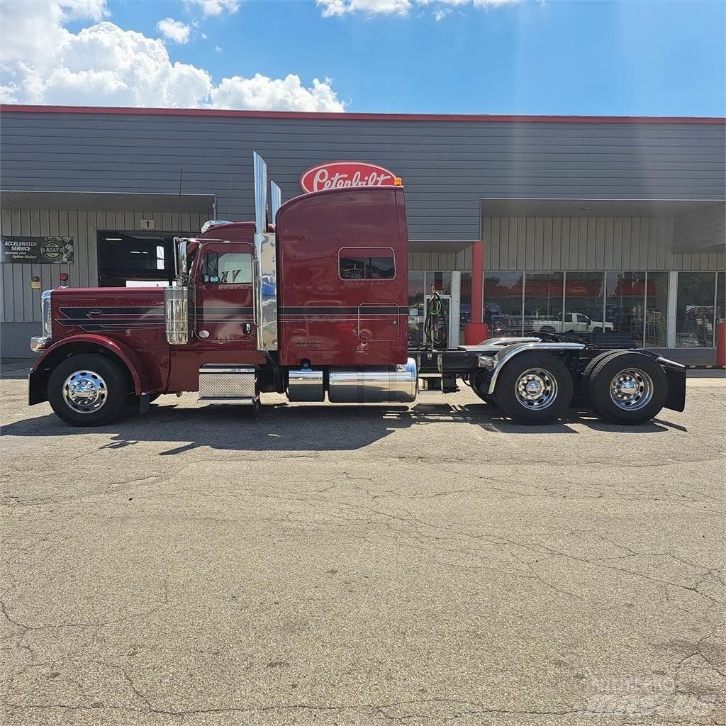 Peterbilt 389 Vetopöytäautot