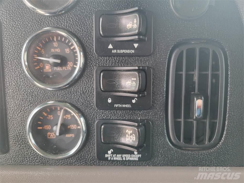 Peterbilt 389 Vetopöytäautot