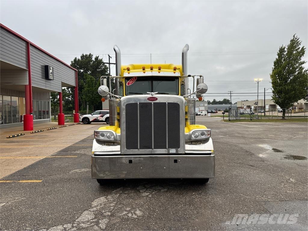 Peterbilt 389 Vetopöytäautot