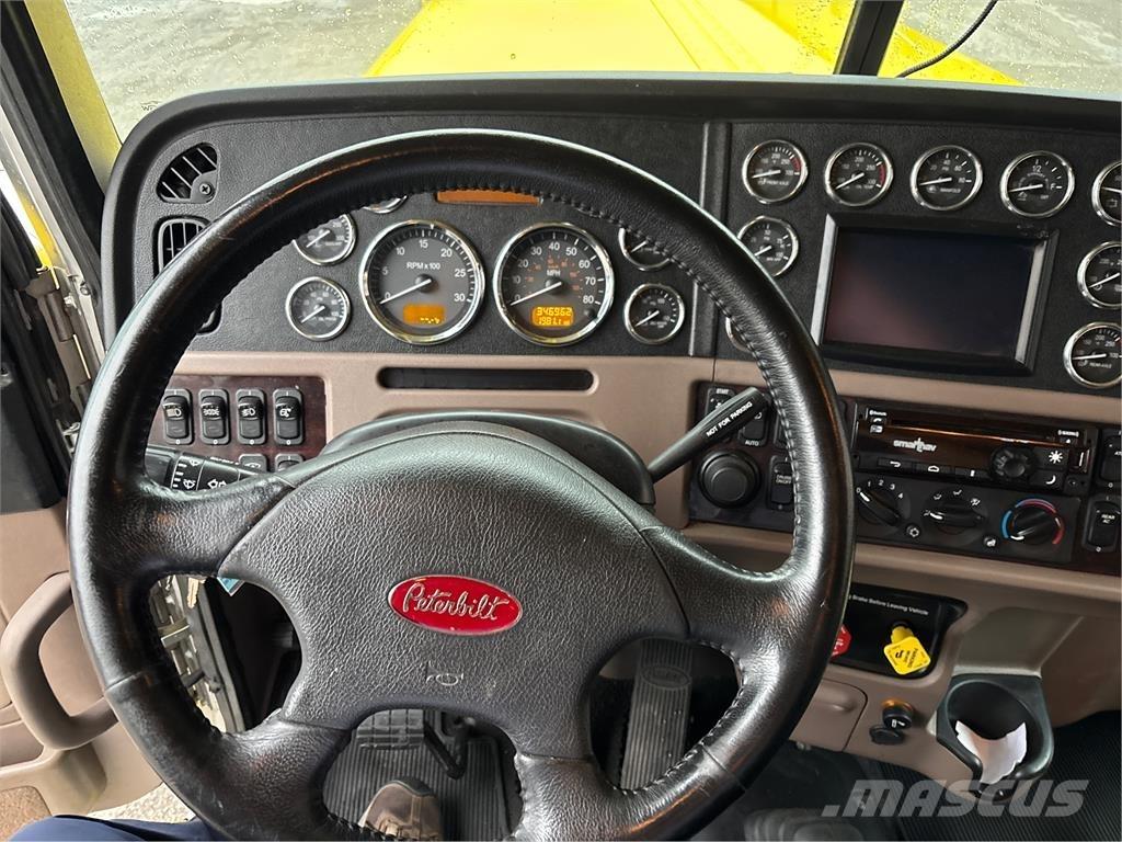 Peterbilt 389 Vetopöytäautot