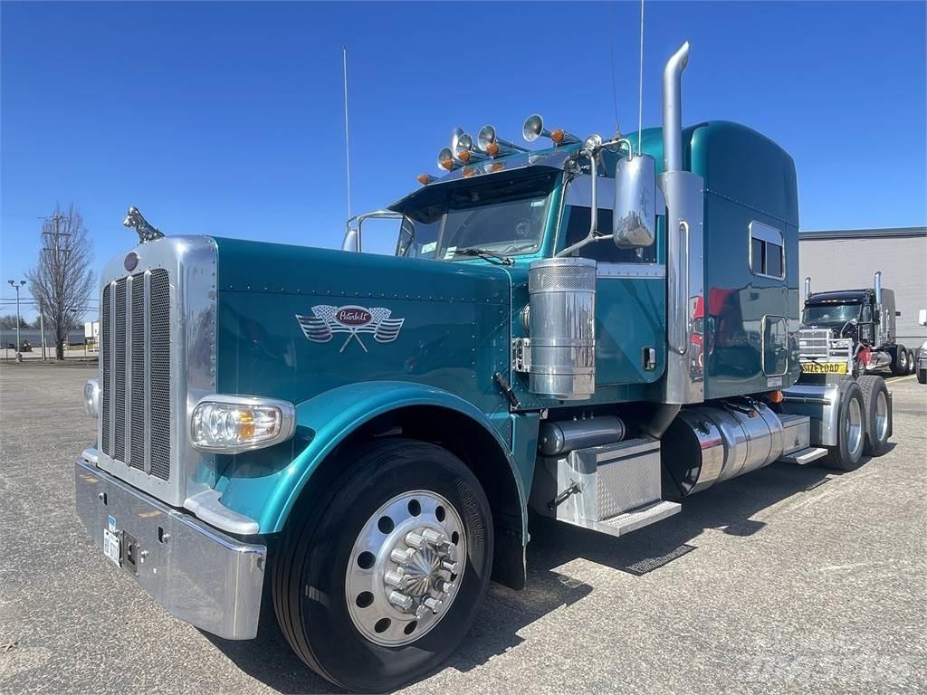 Peterbilt 389 Vetopöytäautot