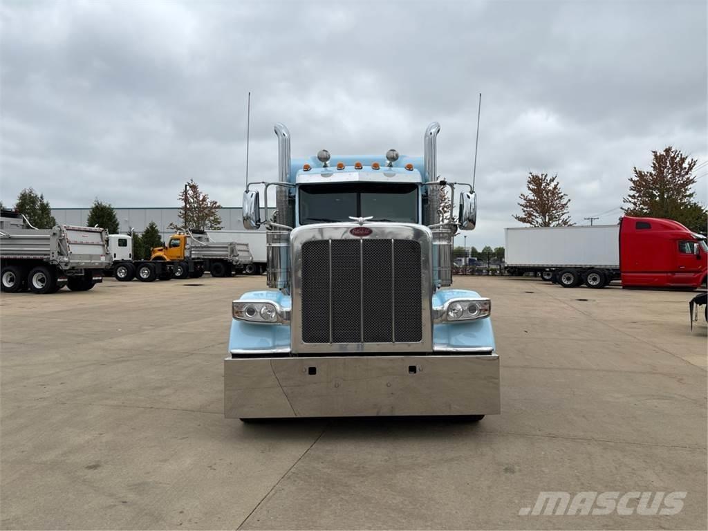 Peterbilt 389 Vetopöytäautot