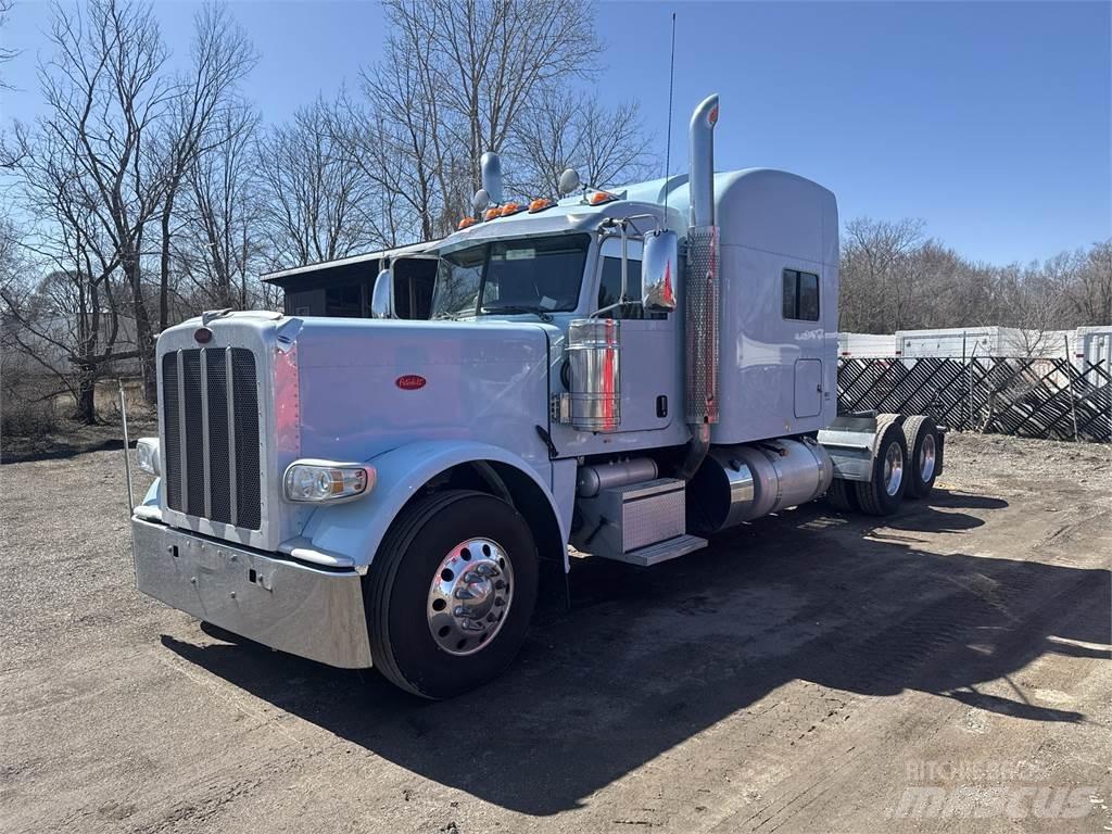 Peterbilt 389 Vetopöytäautot