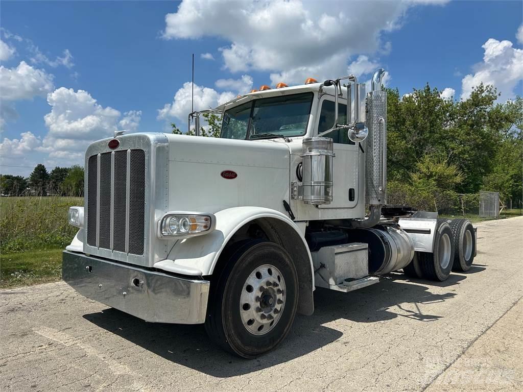 Peterbilt 389 Vetopöytäautot