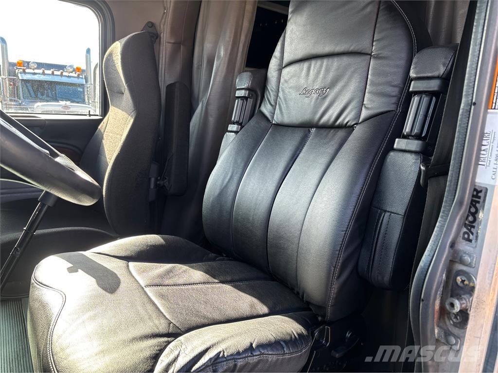 Peterbilt 389 Vetopöytäautot