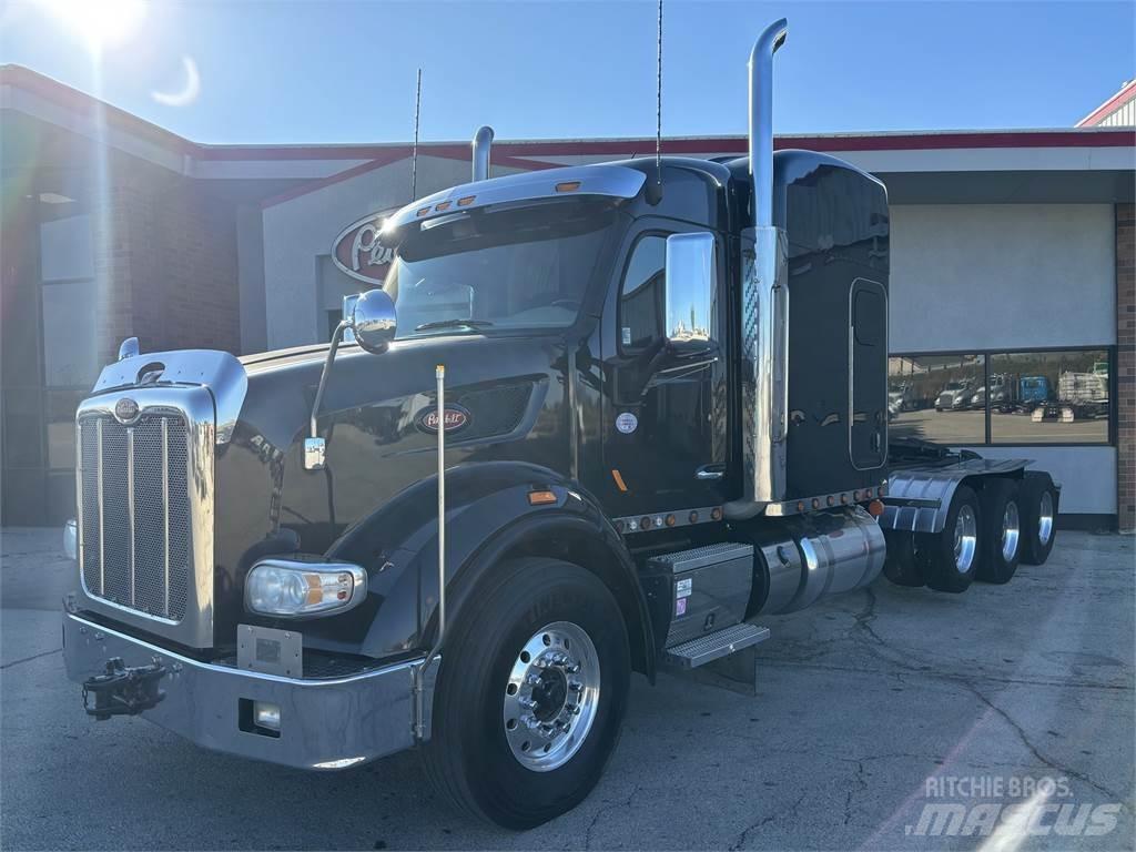 Peterbilt 567 Vetopöytäautot