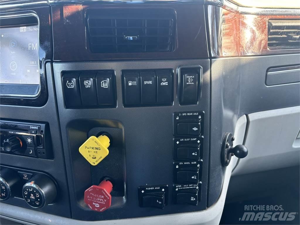 Peterbilt 567 Vetopöytäautot