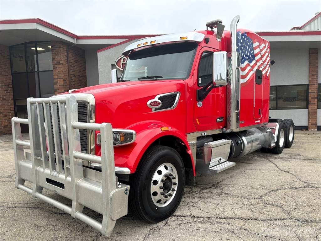 Peterbilt 567 Vetopöytäautot