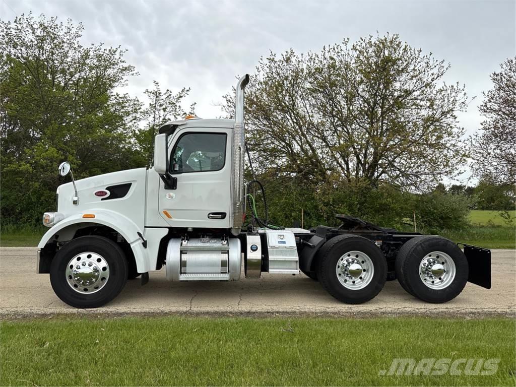 Peterbilt 567 Vetopöytäautot