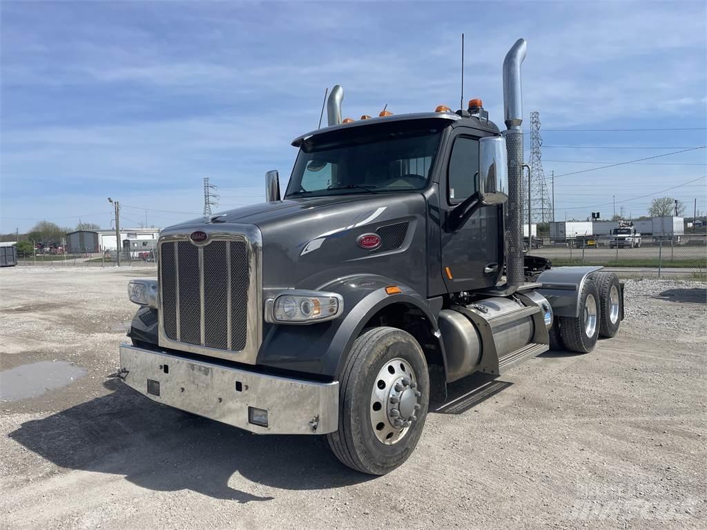Peterbilt 567 Vetopöytäautot