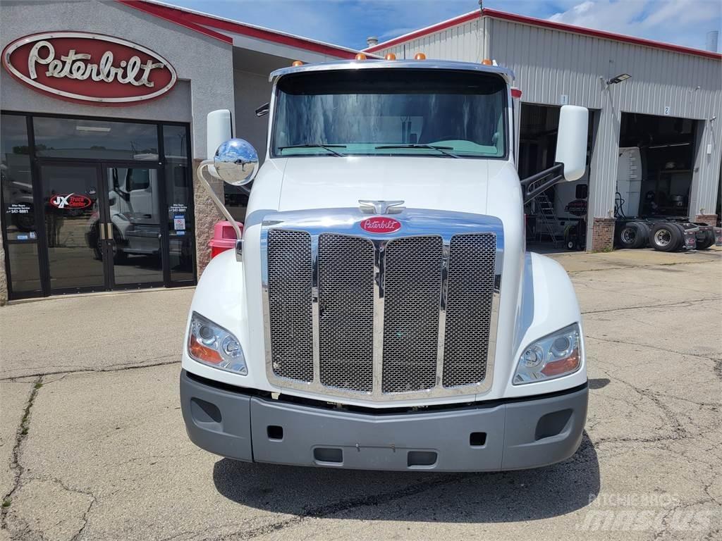 Peterbilt 579 Vetopöytäautot