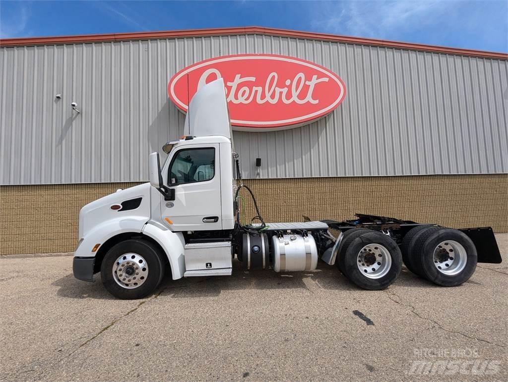 Peterbilt 579 Vetopöytäautot
