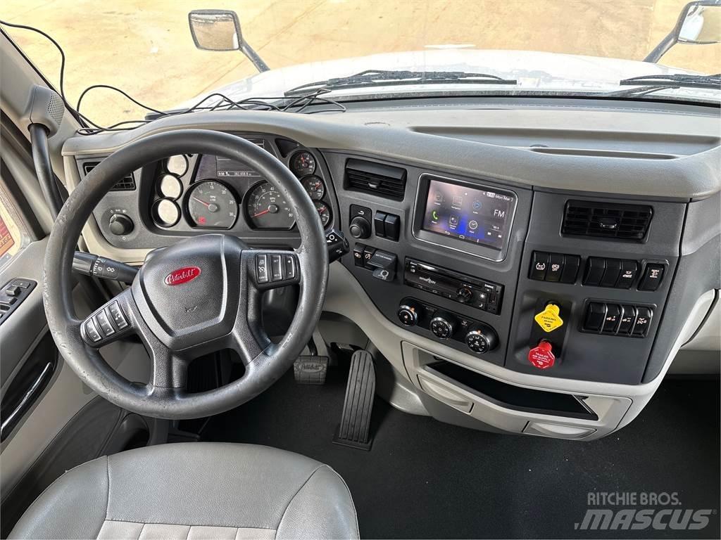 Peterbilt 579 Vetopöytäautot