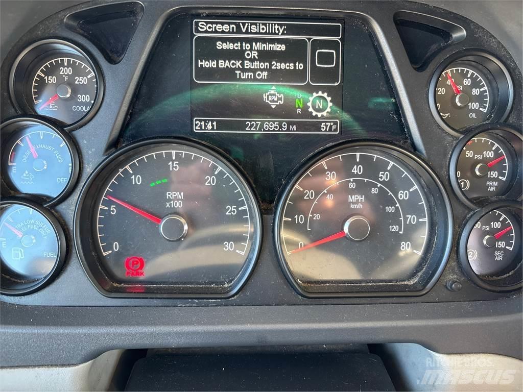 Peterbilt 579 Vetopöytäautot