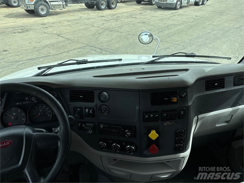 Peterbilt 579 Vetopöytäautot
