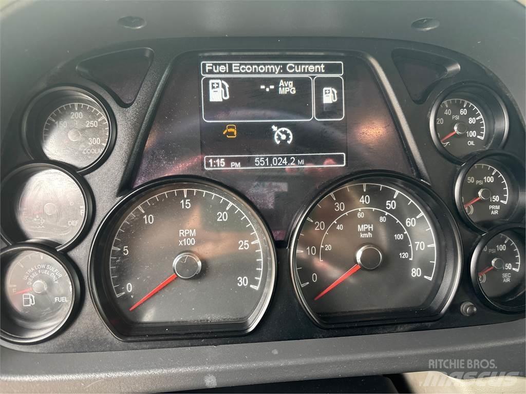 Peterbilt 579 Vetopöytäautot