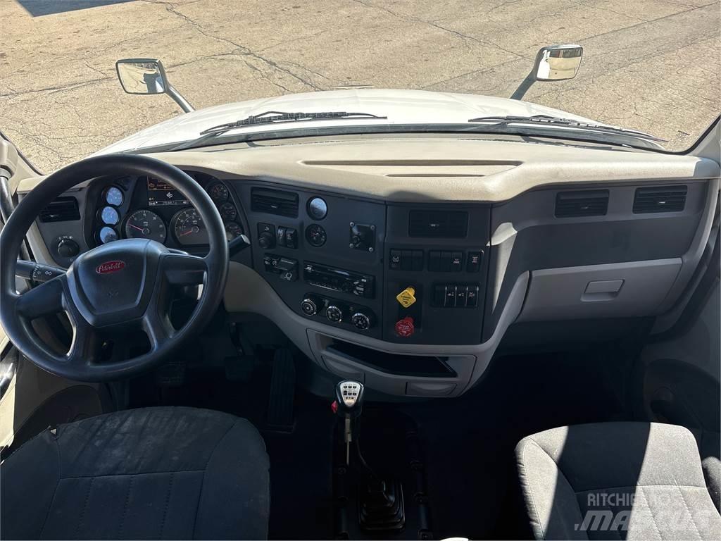 Peterbilt 579 Vetopöytäautot
