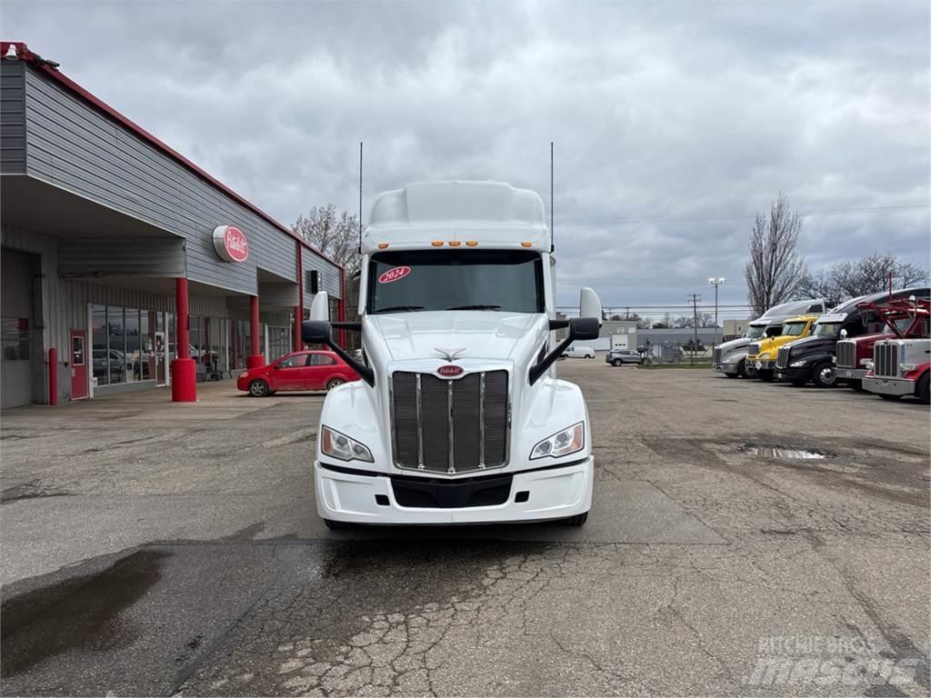 Peterbilt 579 Vetopöytäautot