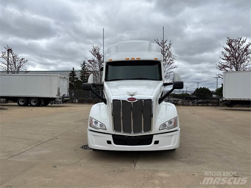 Peterbilt 579 Vetopöytäautot
