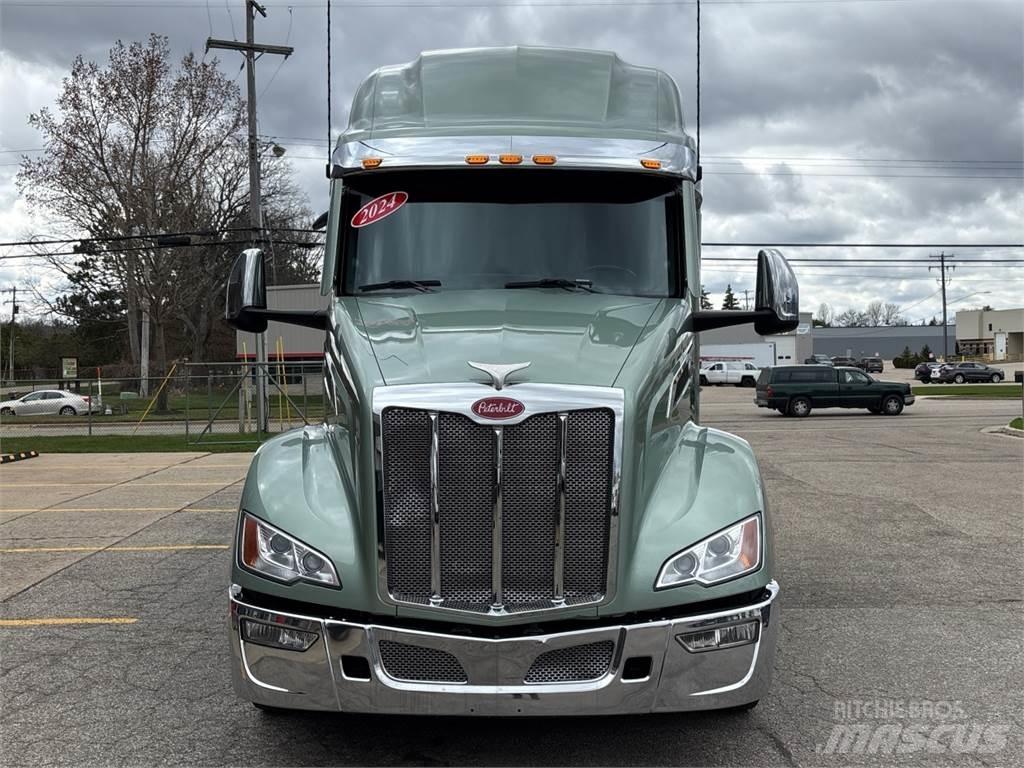 Peterbilt 579 Vetopöytäautot