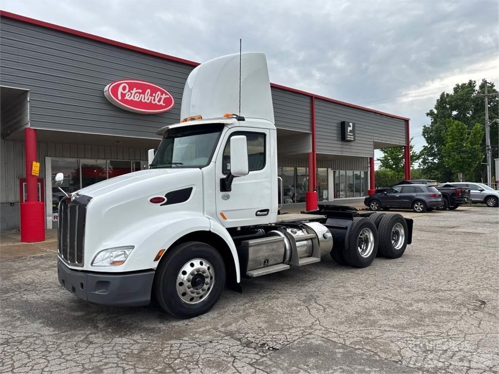 Peterbilt 579 Vetopöytäautot