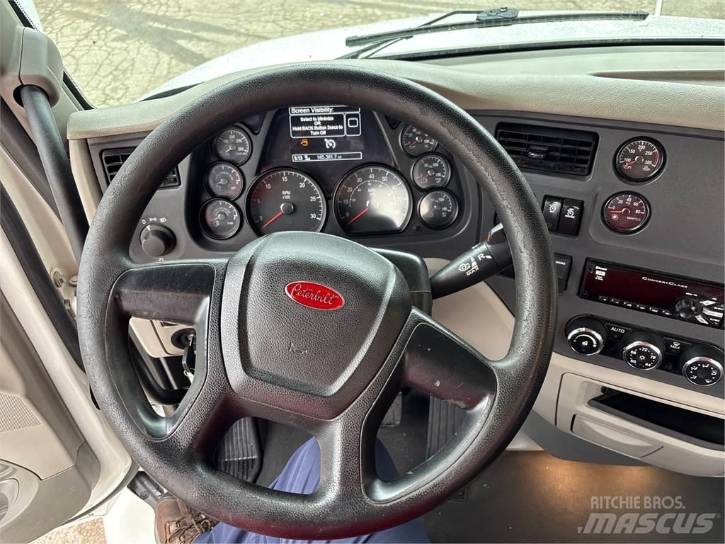 Peterbilt 579 Vetopöytäautot