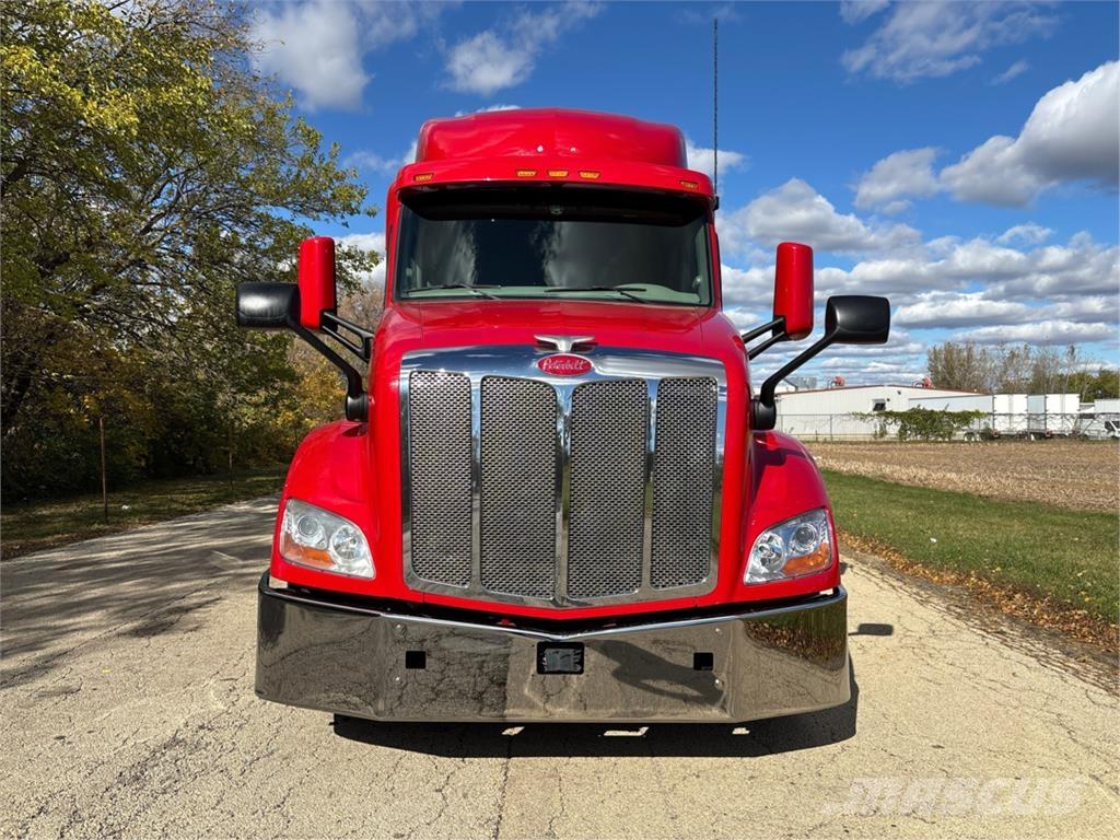Peterbilt 579 Vetopöytäautot