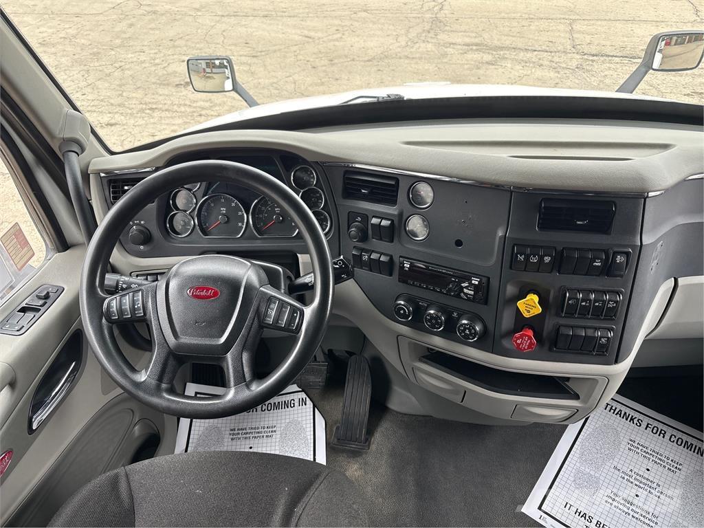 Peterbilt 579 Vetopöytäautot