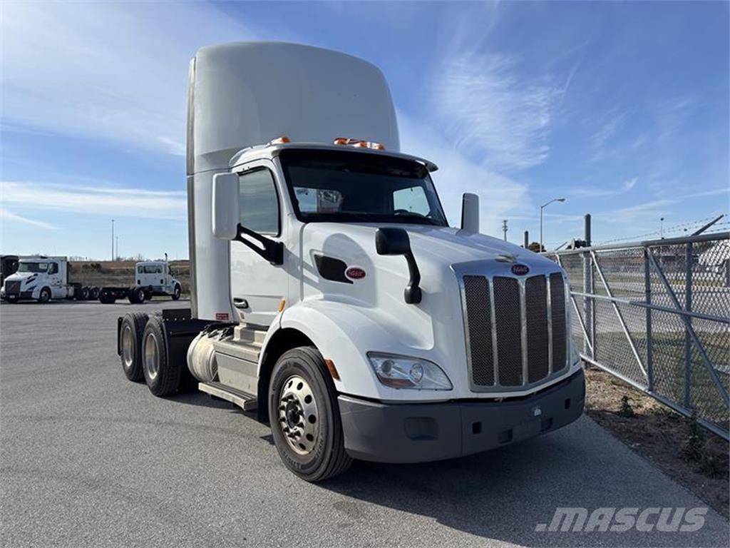 Peterbilt 579 Vetopöytäautot