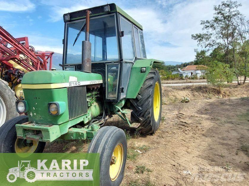 John Deere 2130 Traktorit