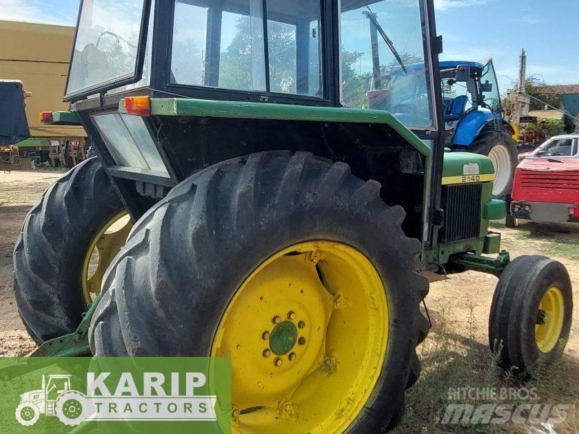 John Deere 2130 Traktorit