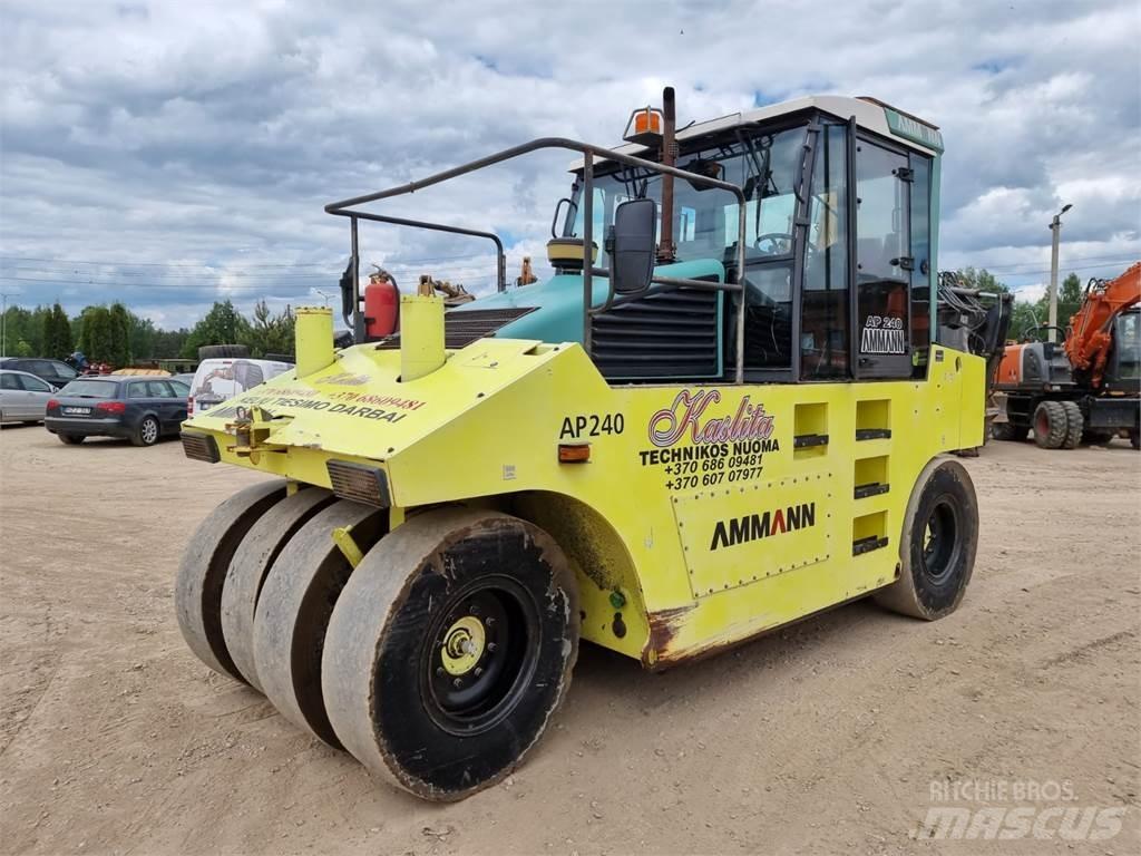 Ammann AP240 Kumipyöräjyrät