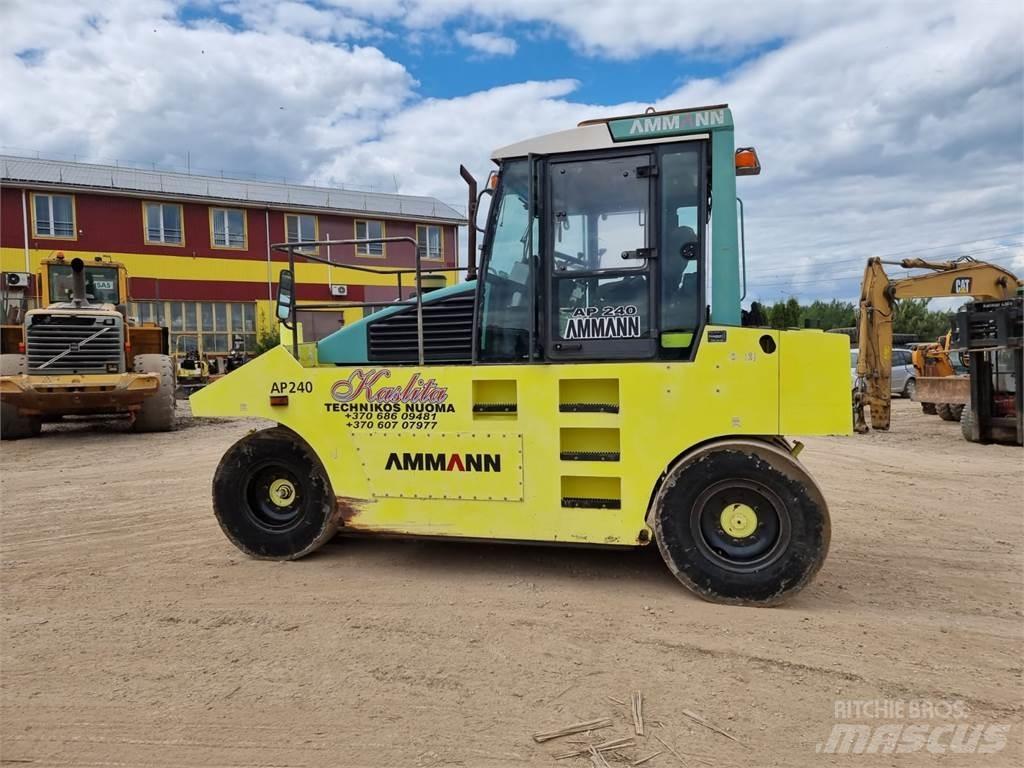 Ammann AP240 Kumipyöräjyrät