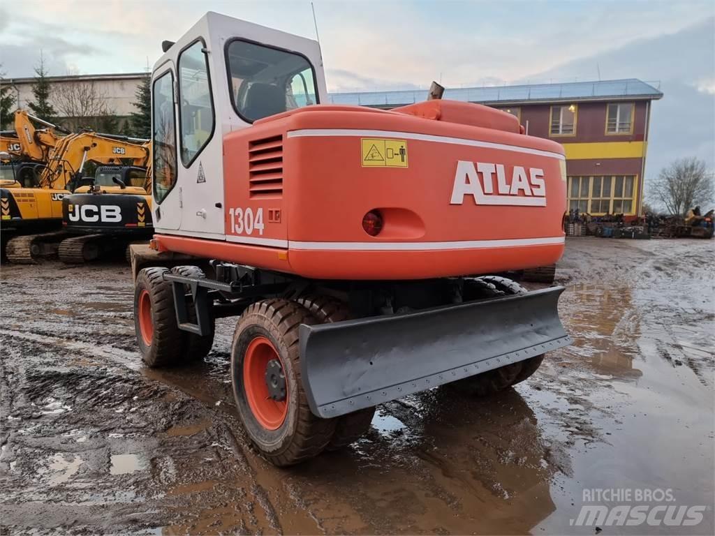 Atlas 1304 Pyöräkaivukoneet