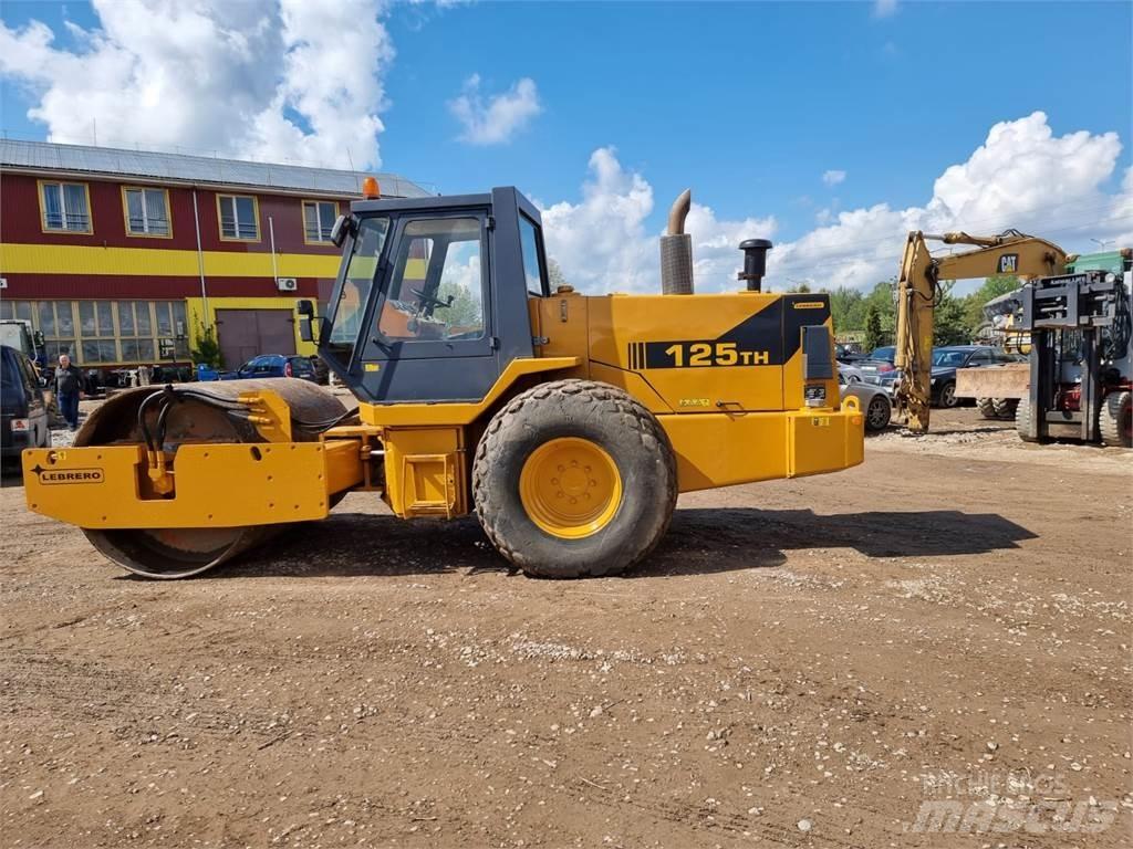 Bomag 125TH Yksivalssijyrät