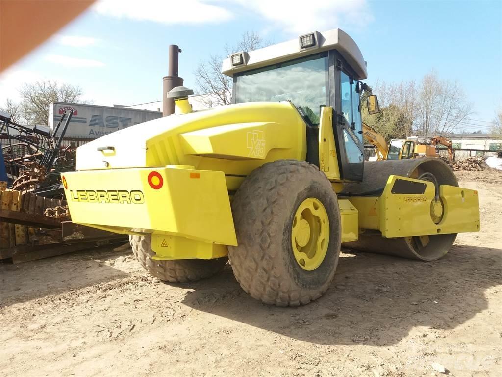 Bomag X5 Yksivalssijyrät