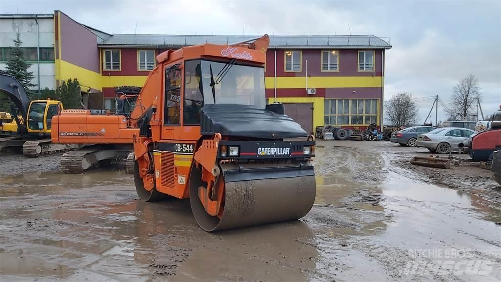 CAT CB544 Tandemjyrät