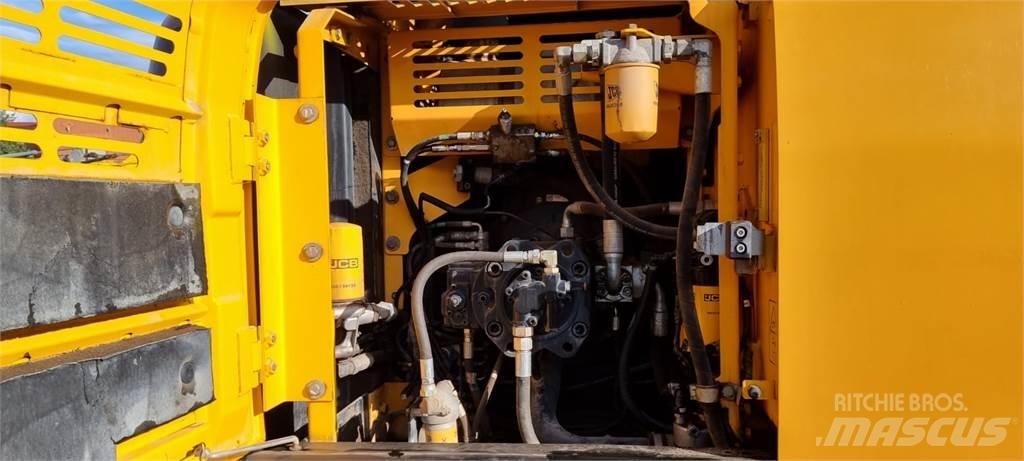 JCB JS220LC Plus + Telakaivukoneet